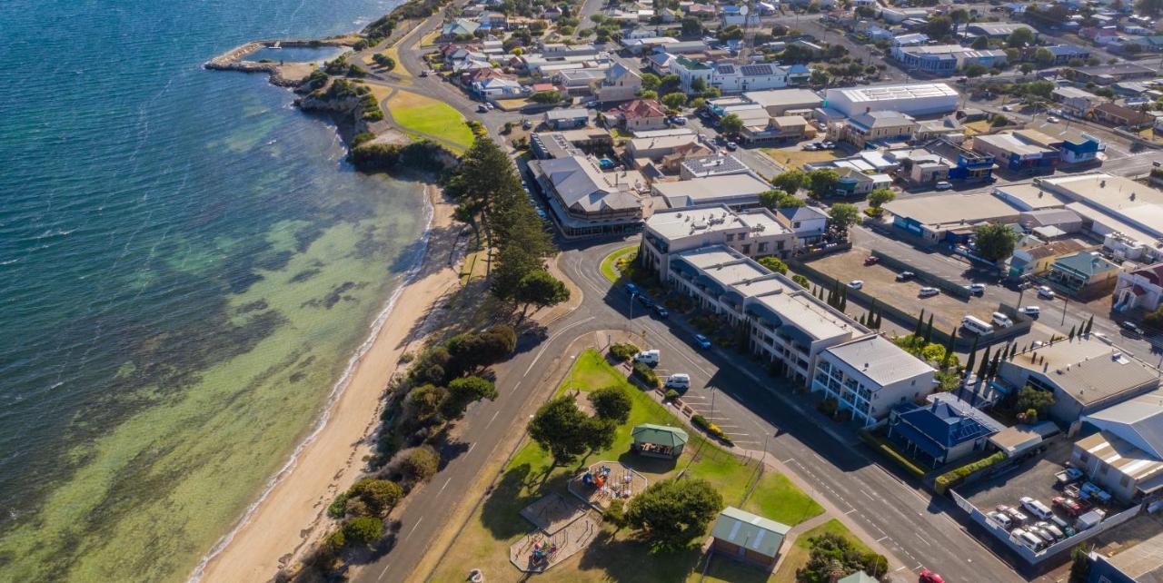 Aurora Ozone Hotel Kingscote Exterior foto